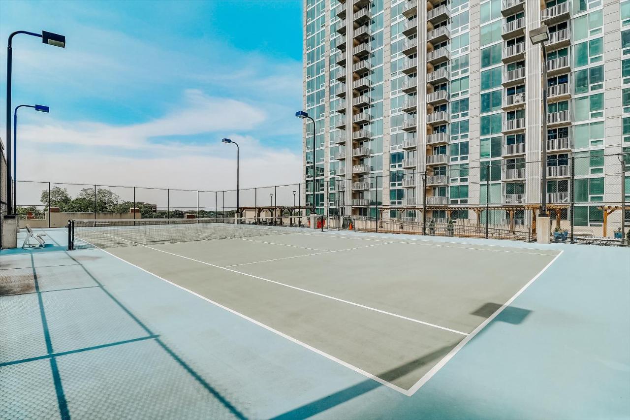 Frontdesk Skyhouse Apts Uptown Charlotte Apartment Ngoại thất bức ảnh