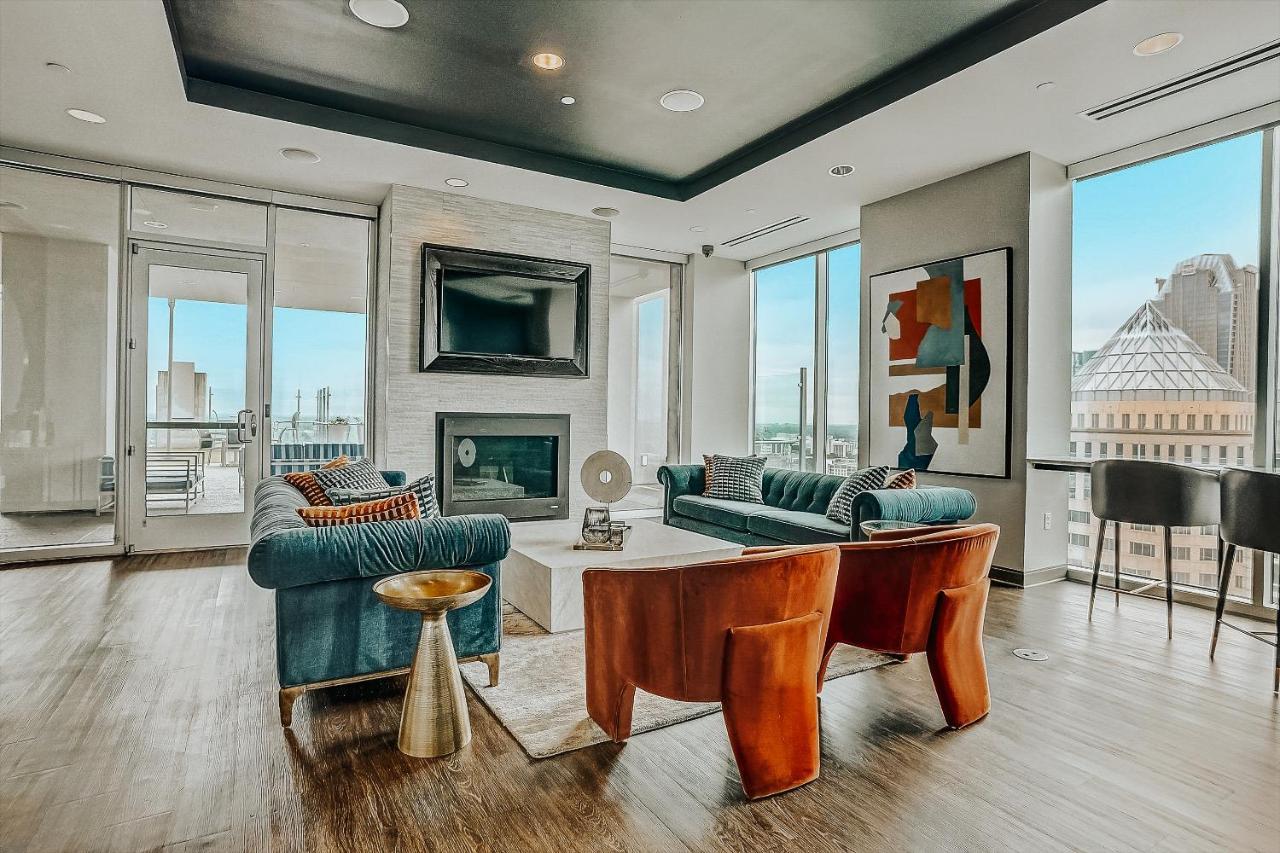 Frontdesk Skyhouse Apts Uptown Charlotte Apartment Ngoại thất bức ảnh