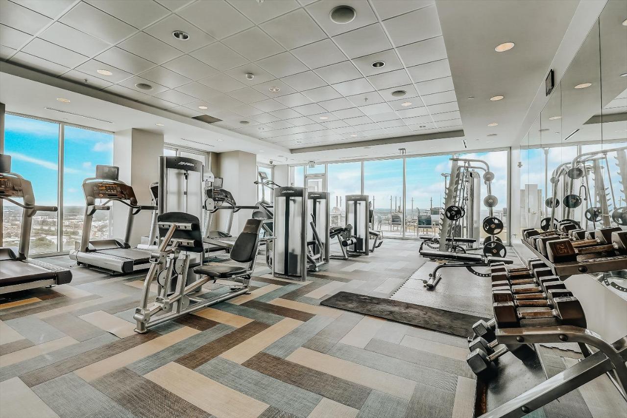 Frontdesk Skyhouse Apts Uptown Charlotte Apartment Ngoại thất bức ảnh